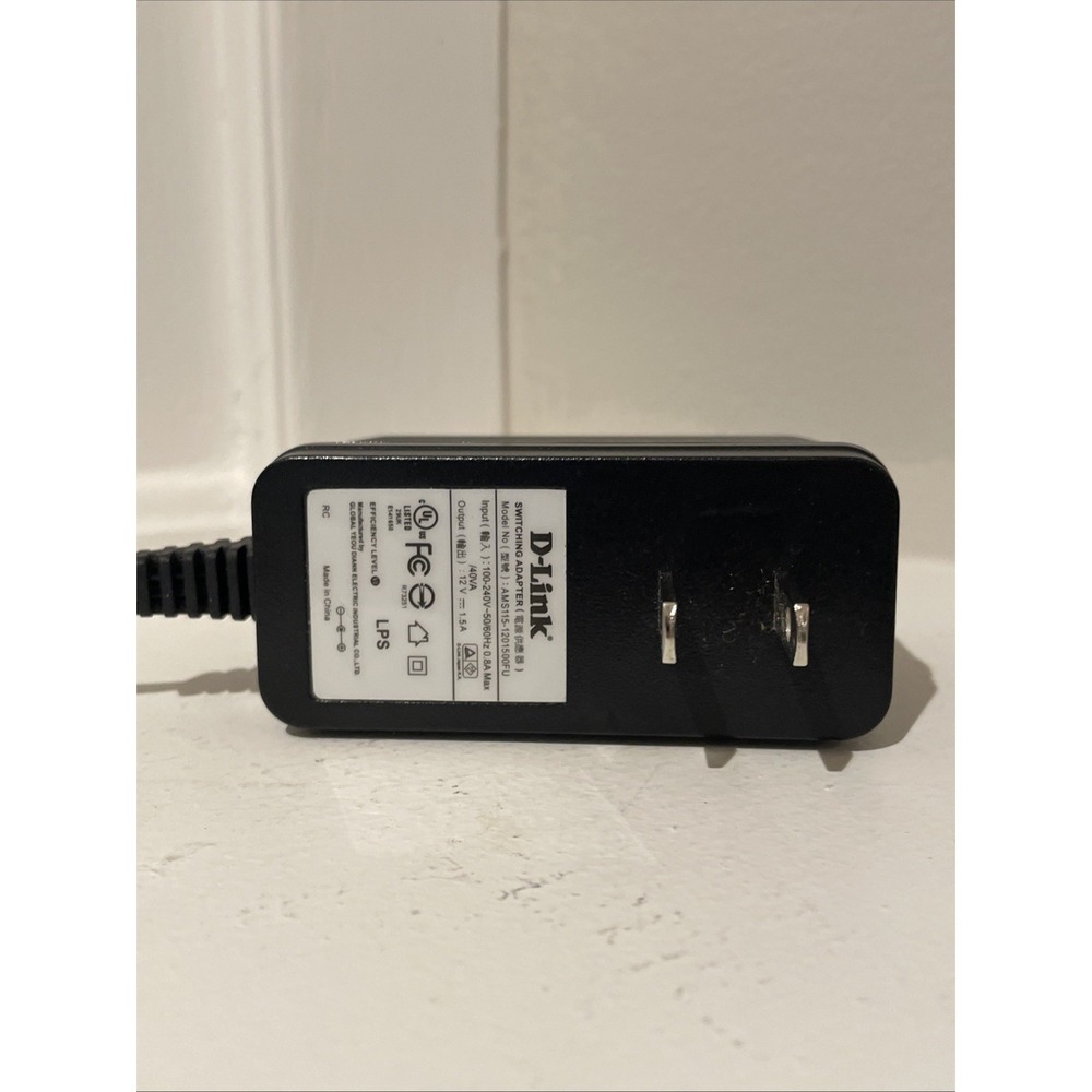 Genuine D-Link AMS66-0501000FU Wall Switching Power Supply Adapter 5V 1A OEM